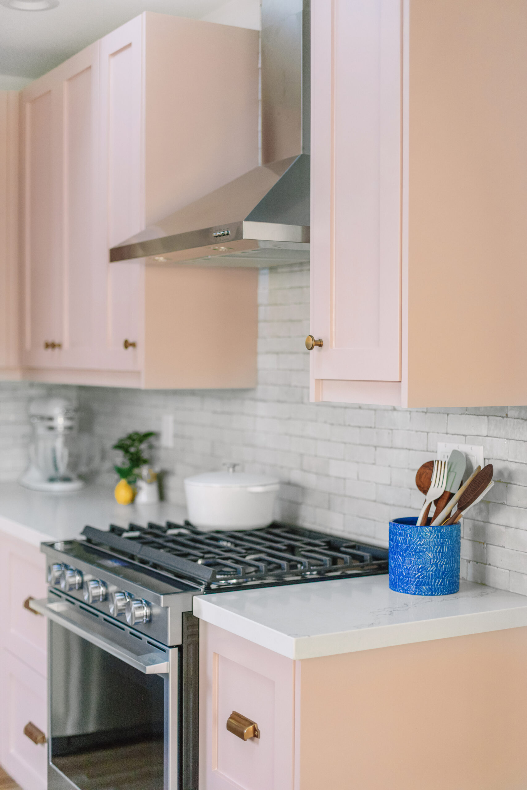 After photos of Studio DIY's kitchen